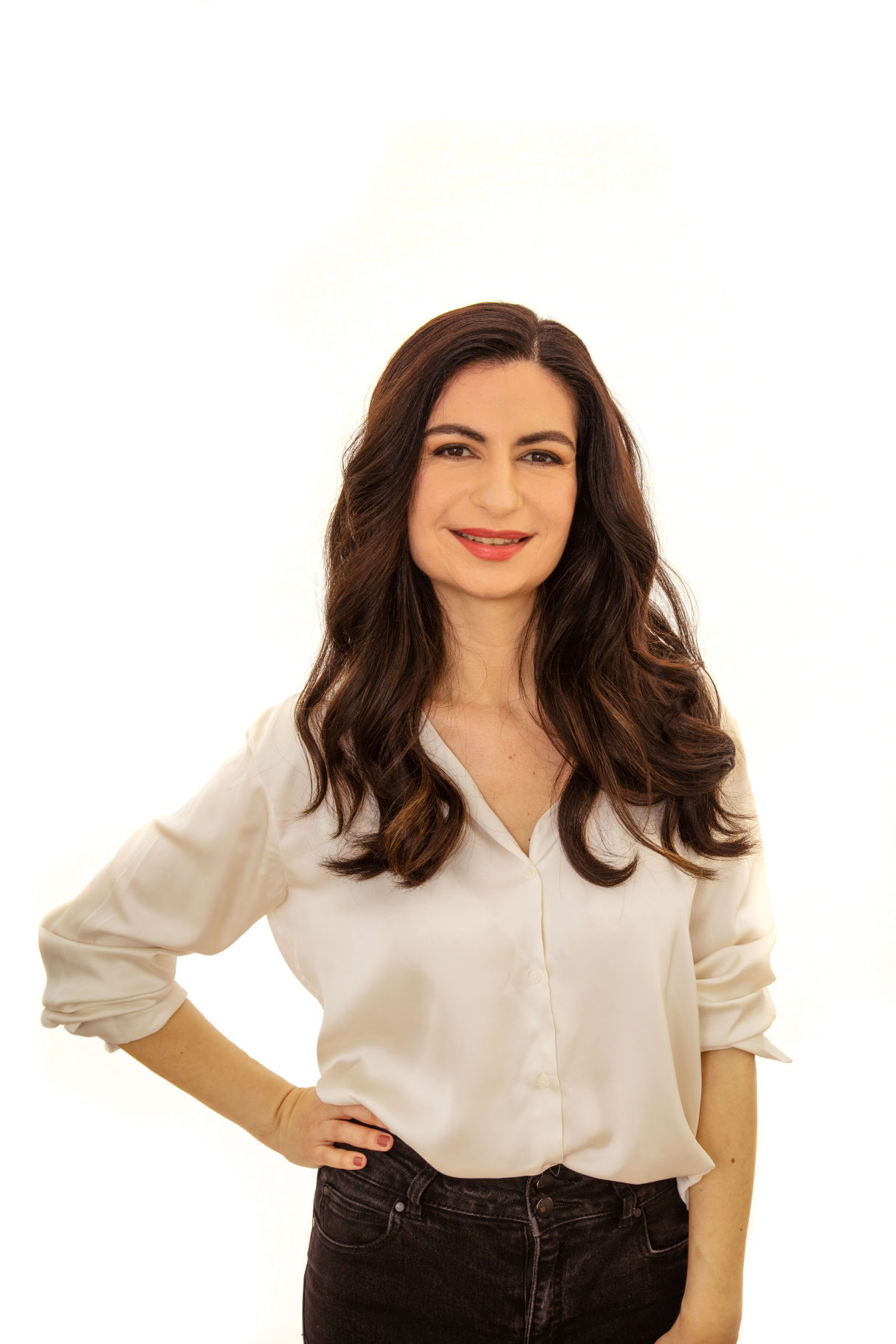 Karina's headshot as of 06/2023