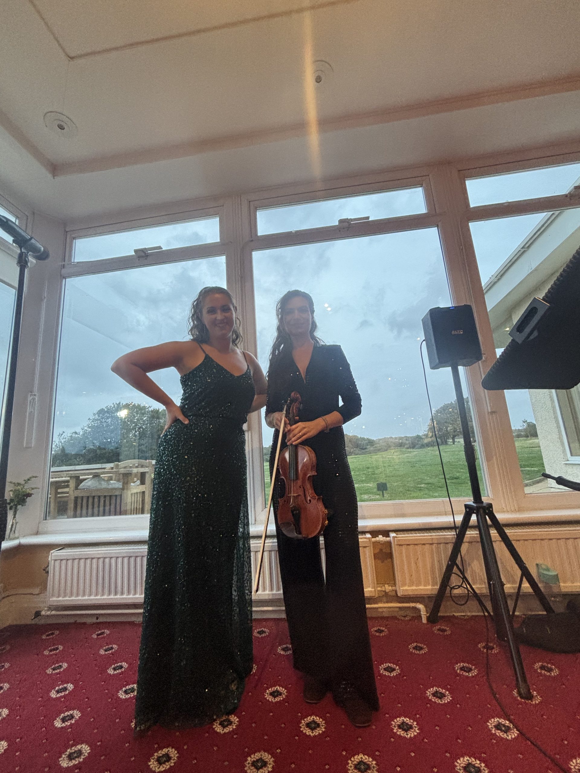Seaford Gold Club with Gemma singer